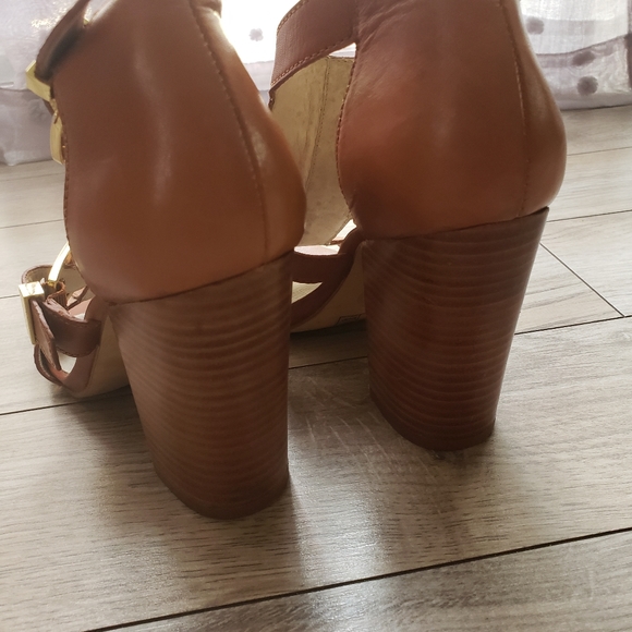 🔥Michael Kors Women Open Toe Leather Size 7.5 - Picture 7 of 7